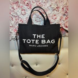 Marc Jacobs The Medium Tote Bag: Black 🖤